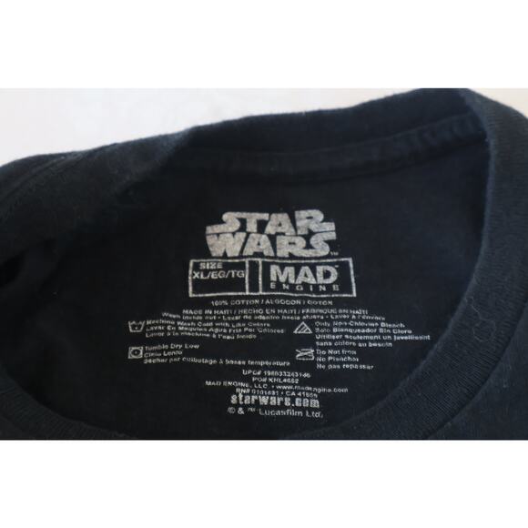 Star Wars Darth Vader Lightning Graphic Tee Men’s XL Black Mad Engine - Picture 3 of 3